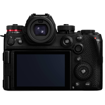 Camera & Lenses
